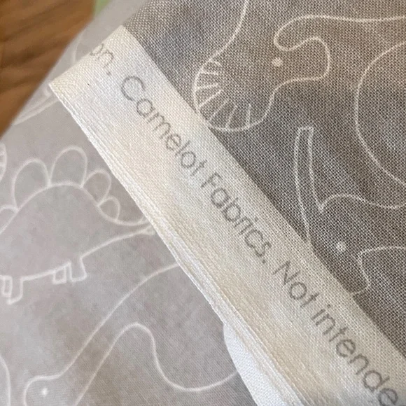 2 1/3 yards Gray Dino-Mite Outline Stone Camelot Fabric, 100% cotton, sewing - Picture 3 of 4